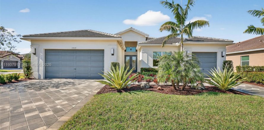 Villa ou maison à Port St. Lucie, Floride 3 chambres, 245.73 m2 № 2004545