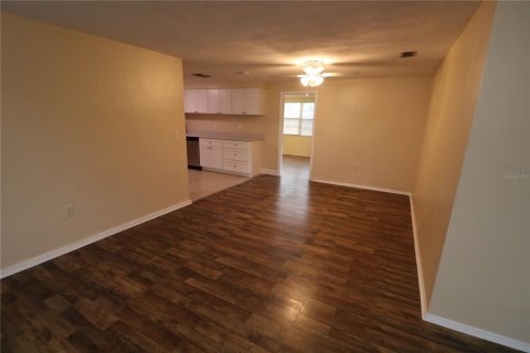Villa ou maison à vendre à Port Richey, Floride: 2 chambres, 120.77 m2 № 1884188 - photo 16