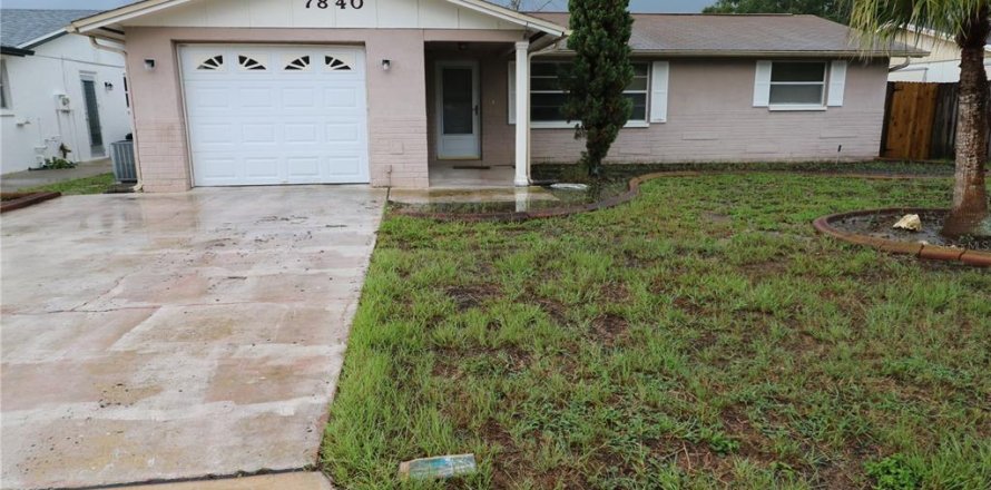 Villa ou maison à Port Richey, Floride 2 chambres, 120.77 m2 № 1884188