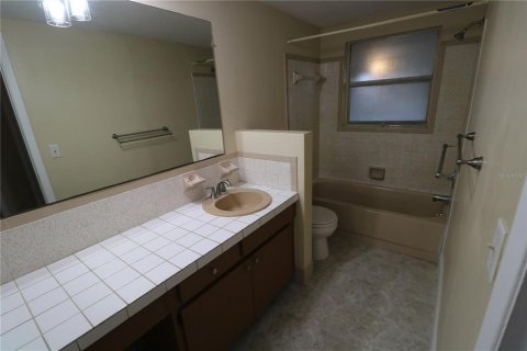 Villa ou maison à vendre à Port Richey, Floride: 2 chambres, 120.77 m2 № 1884188 - photo 12