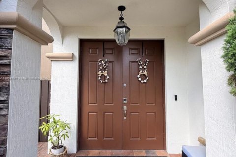 Villa ou maison à louer à Doral, Floride: 4 chambres, 246.19 m2 № 1945430 - photo 5