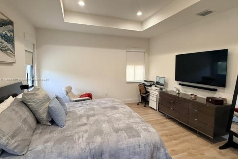 Villa ou maison à louer à Doral, Floride: 4 chambres, 246.19 m2 № 1945430 - photo 19