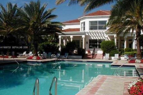 Condo in Aventura, Florida, 2 bedrooms  № 2061447 - photo 5