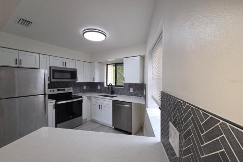 Condominio en alquiler en Kissimmee, Florida, 2 dormitorios, 87.14 m2 № 1901033 - foto 5