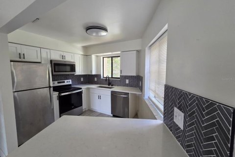 Condominio en alquiler en Kissimmee, Florida, 2 dormitorios, 87.14 m2 № 1901033 - foto 4