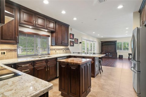 Villa ou maison à vendre à Homestead, Floride: 3 chambres, 187.11 m2 № 2307031 - photo 10