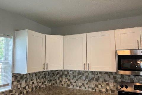 House in Orlando, Florida 3 bedrooms, 107.58 sq.m. № 1628351 - photo 11