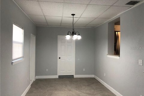 House in Orlando, Florida 3 bedrooms, 107.58 sq.m. № 1628351 - photo 16