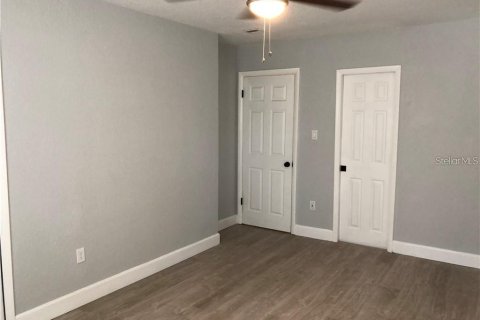 House in Orlando, Florida 3 bedrooms, 107.58 sq.m. № 1628351 - photo 26