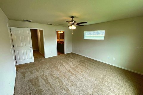Villa ou maison à louer à Ocala, Floride: 4 chambres, 160.35 m2 № 1916865 - photo 15