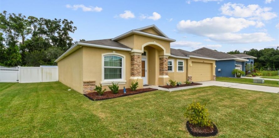 Villa ou maison à Lakeland, Floride 3 chambres, 159.98 m2 № 1904180