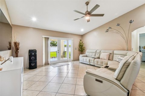 Villa ou maison à louer à Lakeland, Floride: 3 chambres, 159.98 m2 № 1904180 - photo 13