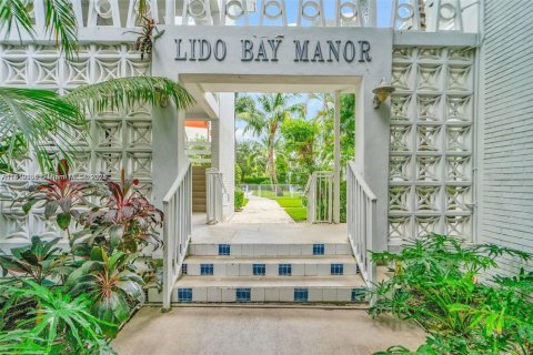 Condominio en alquiler en Miami, Florida, 2 dormitorios, 105.91 m2 № 1776313 - foto 25