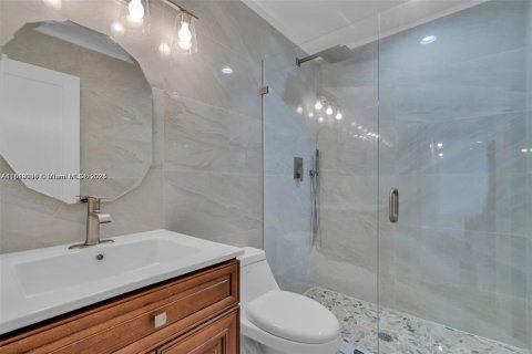 Condominio en alquiler en Miami, Florida, 2 dormitorios, 105.91 m2 № 1776313 - foto 17