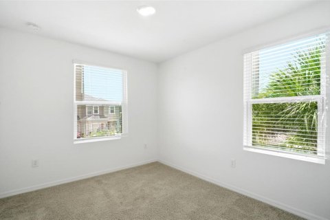 Adosado en venta en Kissimmee, Florida, 3 dormitorios, 144.18 m2 № 2155807 - foto 18