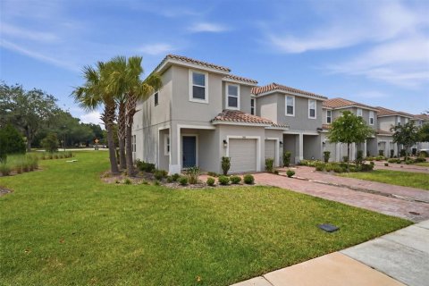 Adosado en venta en Kissimmee, Florida, 3 dormitorios, 144.18 m2 № 2155807 - foto 2