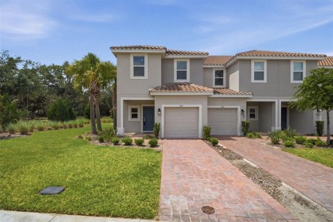 Adosado en Kissimmee, Florida 3 dormitorios, 144.18 m2 № 2155807