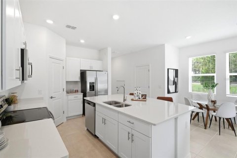 Adosado en venta en Kissimmee, Florida, 3 dormitorios, 144.18 m2 № 2155807 - foto 6