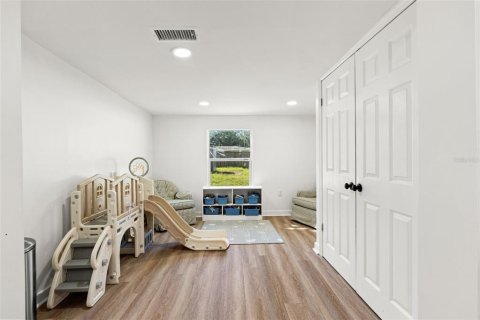 Villa ou maison à vendre à Tampa, Floride: 3 chambres, 131.74 m2 № 2420535 - photo 12