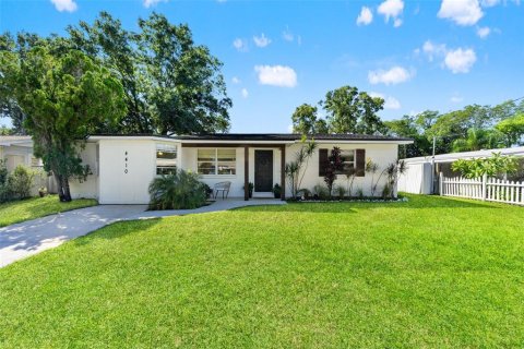 Villa ou maison à Tampa, Floride 3 chambres, 131.74 m2 № 2420535