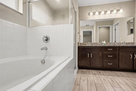 Villa ou maison à vendre à Lakeland, Floride: 4 chambres, 159.33 m2 № 2410432 - photo 11