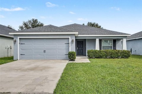 Villa ou maison à Lakeland, Floride 4 chambres, 159.33 m2 № 2410432