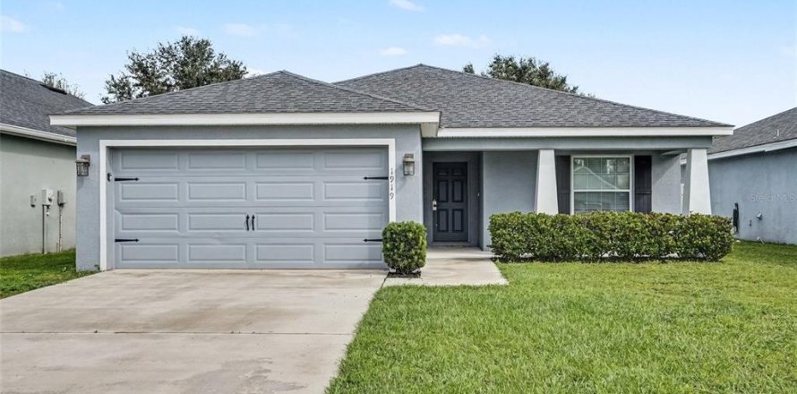 Villa ou maison à Lakeland, Floride 4 chambres, 159.33 m2 № 2410432