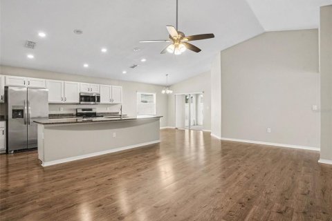 Villa ou maison à vendre à Lakeland, Floride: 4 chambres, 159.33 m2 № 2410432 - photo 6