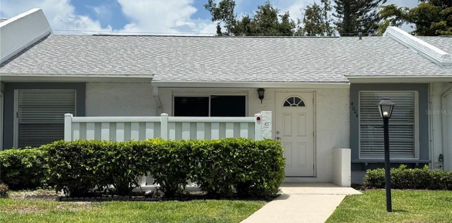 Villa ou maison à Bradenton, Floride 2 chambres, 97.55 m2 № 1840319