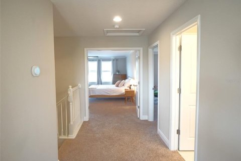House in Tampa, Florida 5 bedrooms, 354.33 sq.m. № 1903444 - photo 24