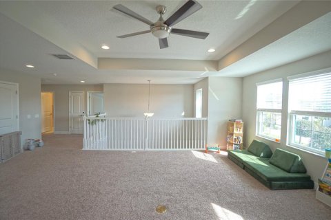 House in Tampa, Florida 5 bedrooms, 354.33 sq.m. № 1903444 - photo 20