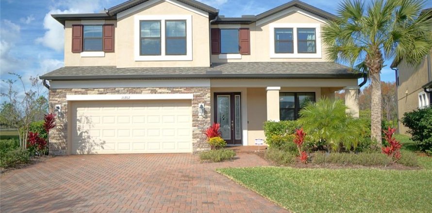 Casa en Tampa, Florida 5 dormitorios, 354.33 m2 № 1903444