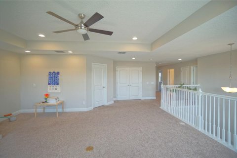 House in Tampa, Florida 5 bedrooms, 354.33 sq.m. № 1903444 - photo 21