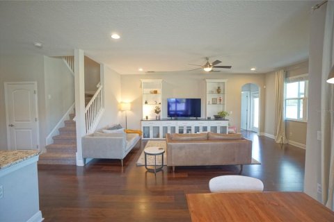 House in Tampa, Florida 5 bedrooms, 354.33 sq.m. № 1903444 - photo 11