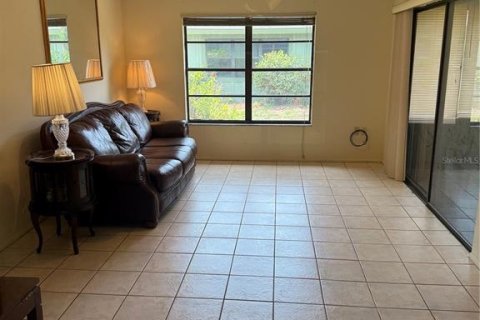 House in Sarasota, Florida 2 bedrooms, 100.15 sq.m. № 1681709 - photo 3