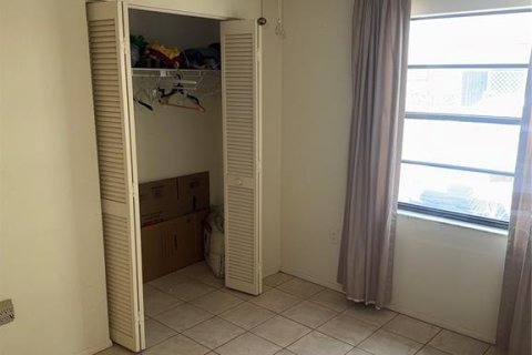 House in Sarasota, Florida 2 bedrooms, 100.15 sq.m. № 1681709 - photo 14