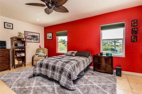 House in Lighthouse Point, Florida 4 bedrooms, 246.93 sq.m. № 1836572 - photo 19
