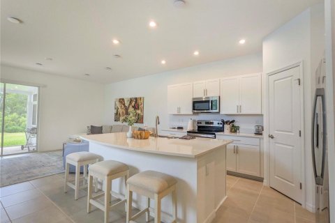 Townhouse in Sarasota, Florida 3 bedrooms, 148.36 sq.m. № 2433472 - photo 5