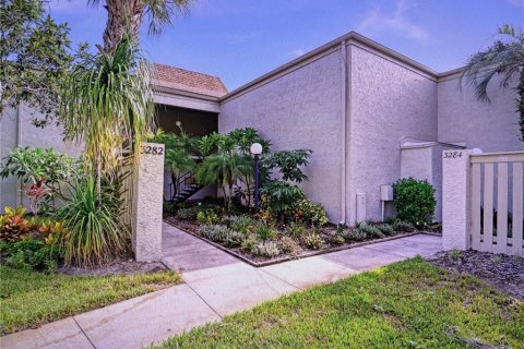 Condo in Orlando, Florida, 2 bedrooms  № 2096532 - photo 3