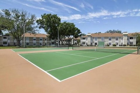 Condo in Orlando, Florida, 2 bedrooms  № 2096532 - photo 24