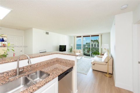 Copropriété à louer à Miami, Floride: 2 chambres, 105.91 m2 № 2145774 - photo 4