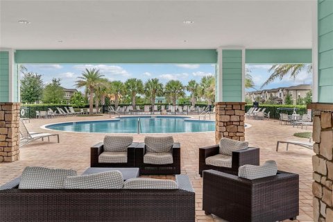 Townhouse in Winter Garden, Florida 4 bedrooms, 168.43 sq.m. № 2215263 - photo 23