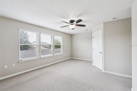 Townhouse in Winter Garden, Florida 4 bedrooms, 168.43 sq.m. № 2215263 - photo 10
