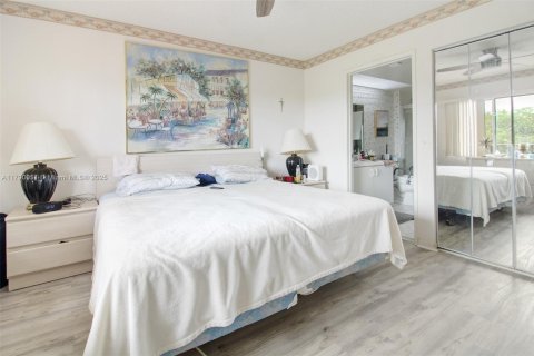 Copropriété à vendre à Pembroke Pines, Floride: 1 chambre, 98.1 m2 № 1746065 - photo 5