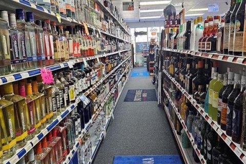 Купить коммерческую недвижимость в Овьедо, Флорида № 1906477 - фото 5