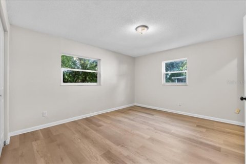 House in Lakeland, Florida 4 bedrooms, 178.56 sq.m. № 1899316 - photo 17