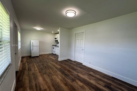 Apartment in Hollywood, Florida 1 bedroom № 2067855