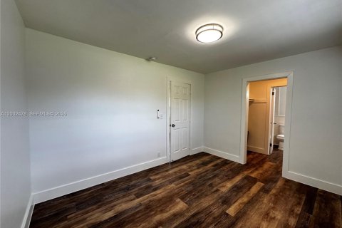 Apartment in Hollywood, Florida 1 bedroom № 2067855 - photo 16