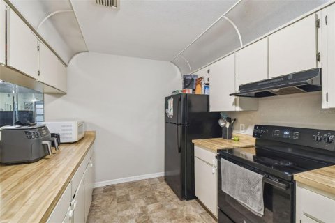 House in Hudson, Florida 2 bedrooms, 113.53 sq.m. № 1770939 - photo 29