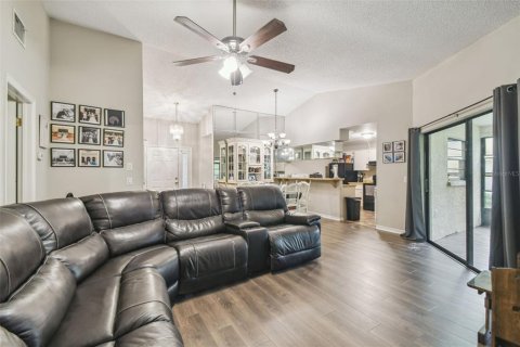 House in Hudson, Florida 2 bedrooms, 113.53 sq.m. № 1770939 - photo 23